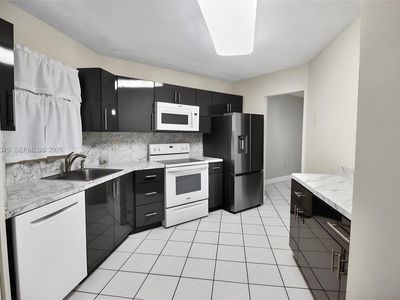 6555 W Broward Blvd APT 303, Plantation, FL, 33317
