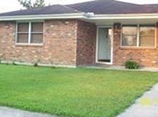 136 Gardenia Ln, Westwego, LA 70094