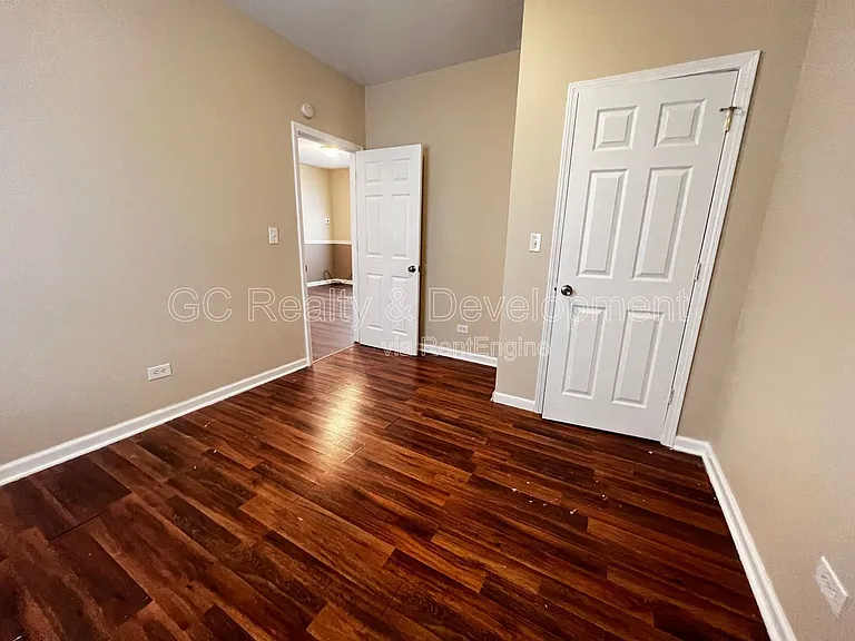 9016 S Justine St #1 — Photo 11