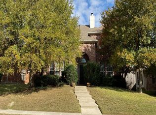 15704 Grove Crest Dr, Frisco, TX 75035