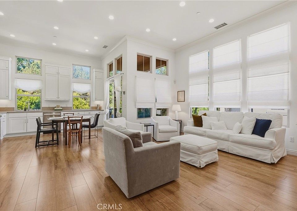 1st image of 240 Mayfair