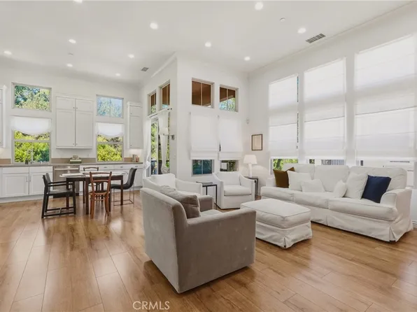 240 Mayfair, Irvine, CA 92620