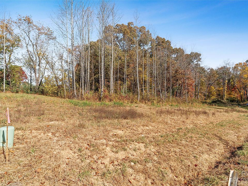1st image of 36 Scott Meadows Dr