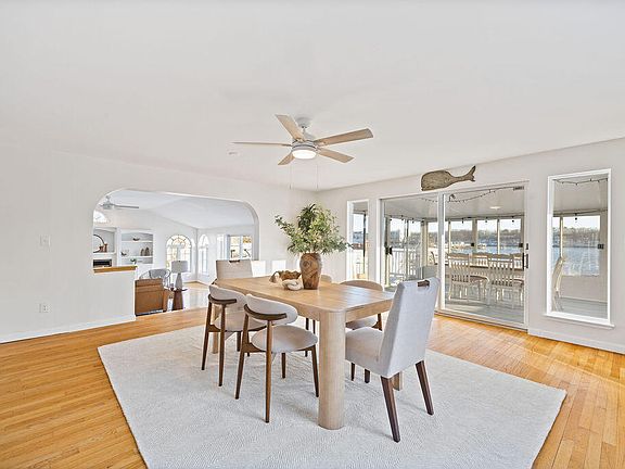 5th image of 9 Riverside Avenue