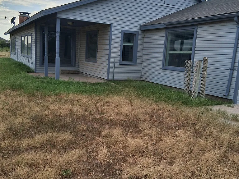 2517 Newell Rd — Photo 32