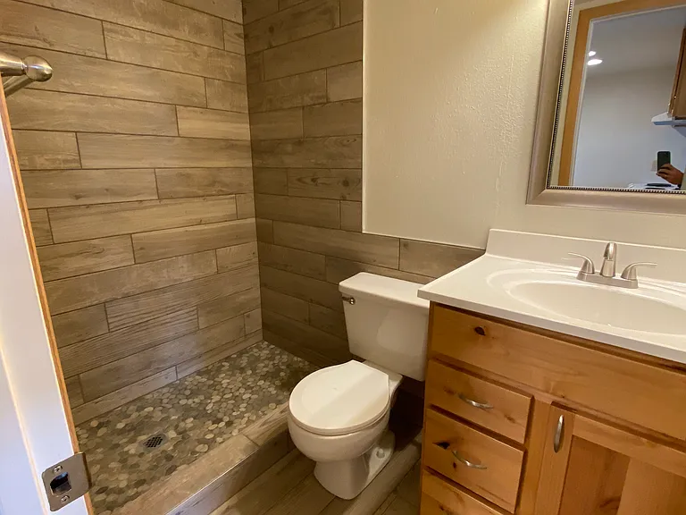840 Weiss Cir #2 — Photo 4