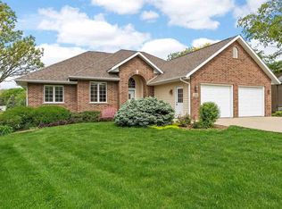 1205 12th Pl, Kalona, IA 52247