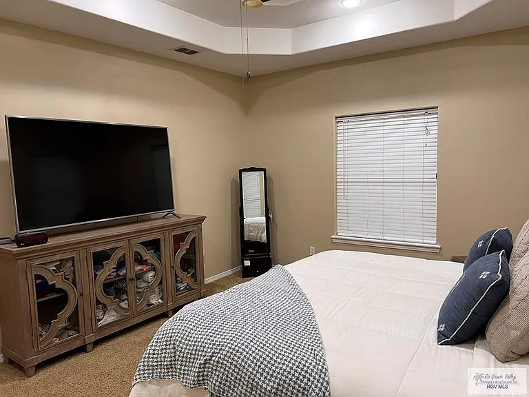 1626 Christian Cir — Photo 18
