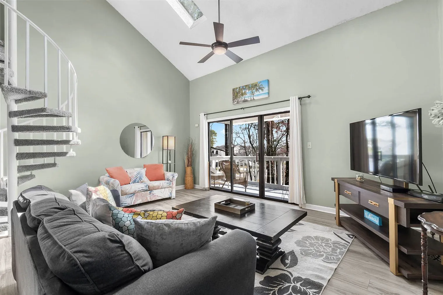 2 bed, 2.0 bath, 1194 sqft, $3,002 — Photo 1