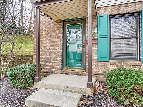 4th image of 1037 Park Ln