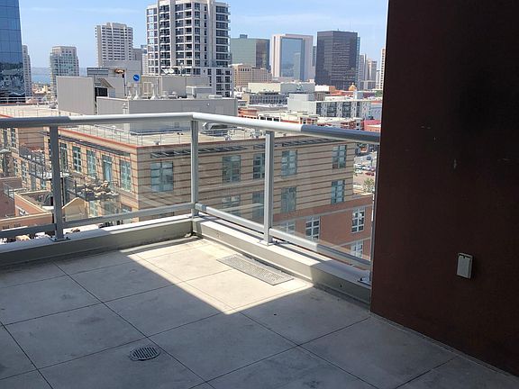 2nd image of 427 9th Ave Unit 1404