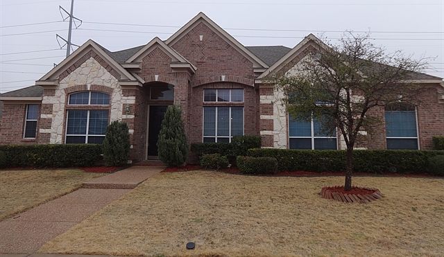 1st image of 518 Rolling Hills Ln