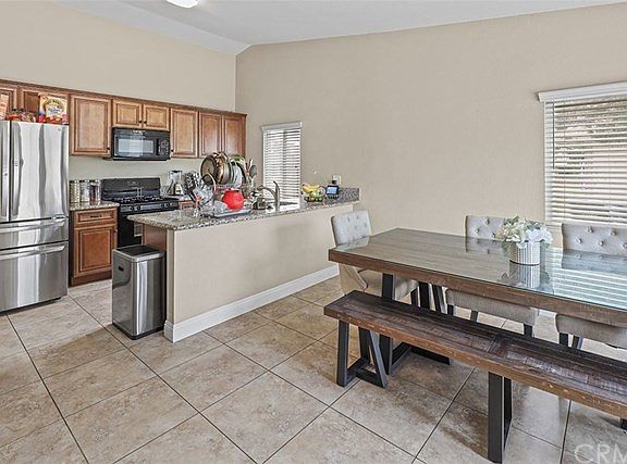 4th image of 2932 S Spyglass Ct