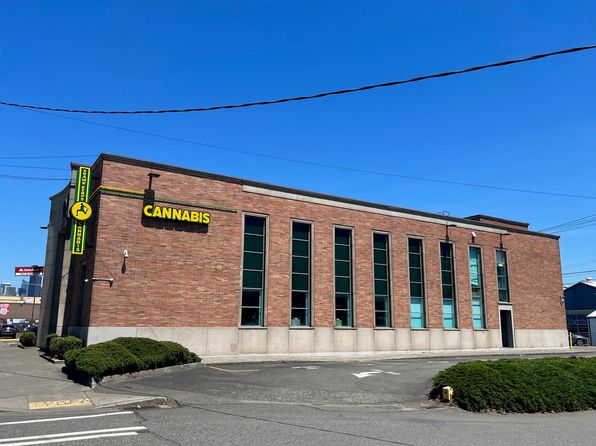 2764 1st Ave S UNIT 200