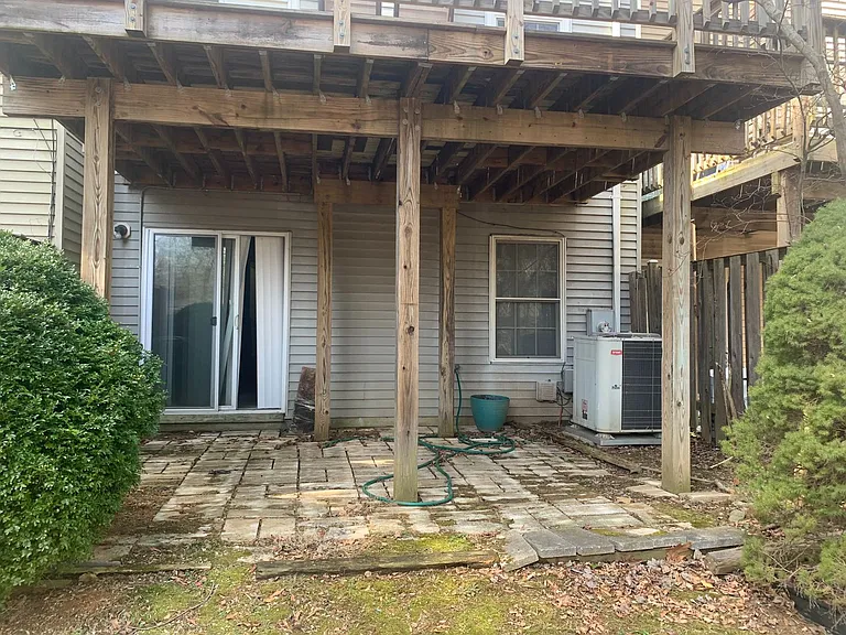 19117 Grotto Ln — Photo 36