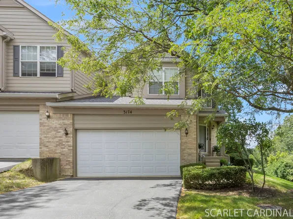3174 Foxridge Ct, Woodridge, IL 60517