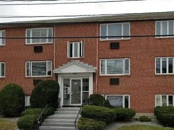 133 Warren St APT 8, Watertown, MA 02472