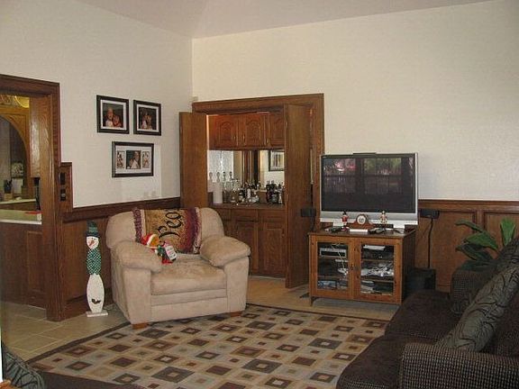 5th image of 3205 Seminole Ct