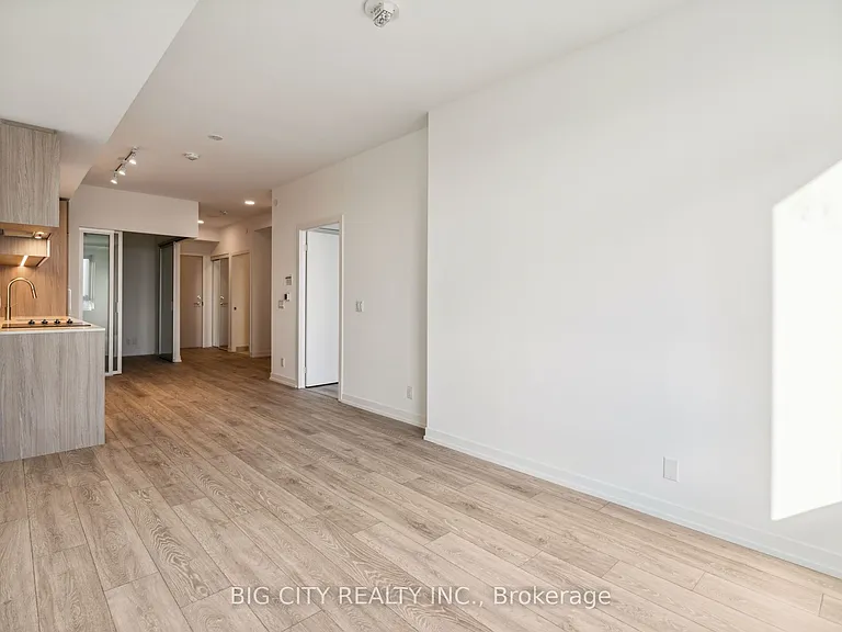 2020 Bathurst St #1202 — Photo 14