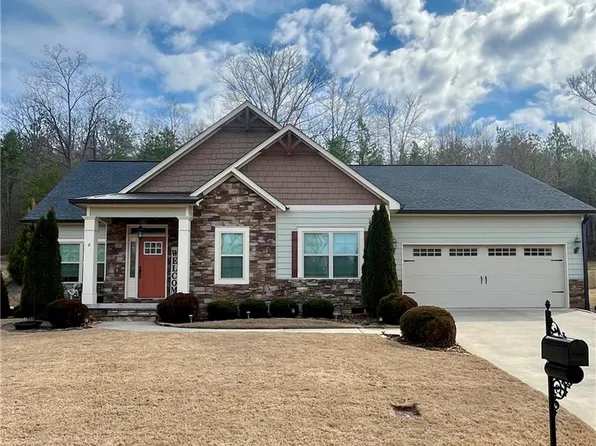 8 Tahlequah St NE, Rome, GA 30161