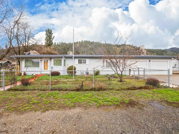 260 W 5th Ave, Kettle Falls, WA 99141
