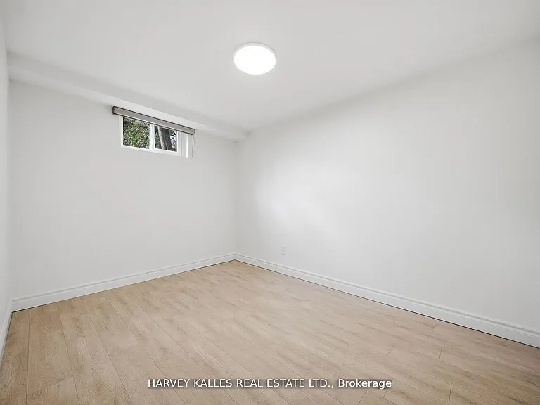 568 Northcliffe Blvd — Photo 38
