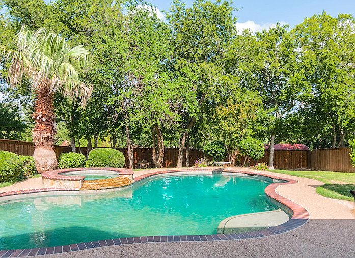 1st image of 10240 Knights Ct