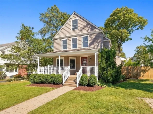 19 Tower Ave, Weymouth, MA 02190