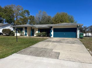 1096 N Harbor Dr, Deltona, FL 32725