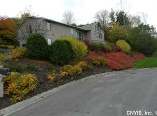 5312 Aquarius Dr, Syracuse, NY 13224