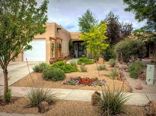 3356 Vista Del Prado Ct, Santa Fe, NM 87507