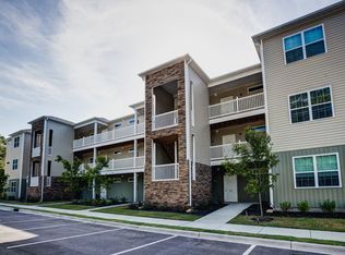 120 Amaryllis Dr APT 303, Wilmington, NC 28411