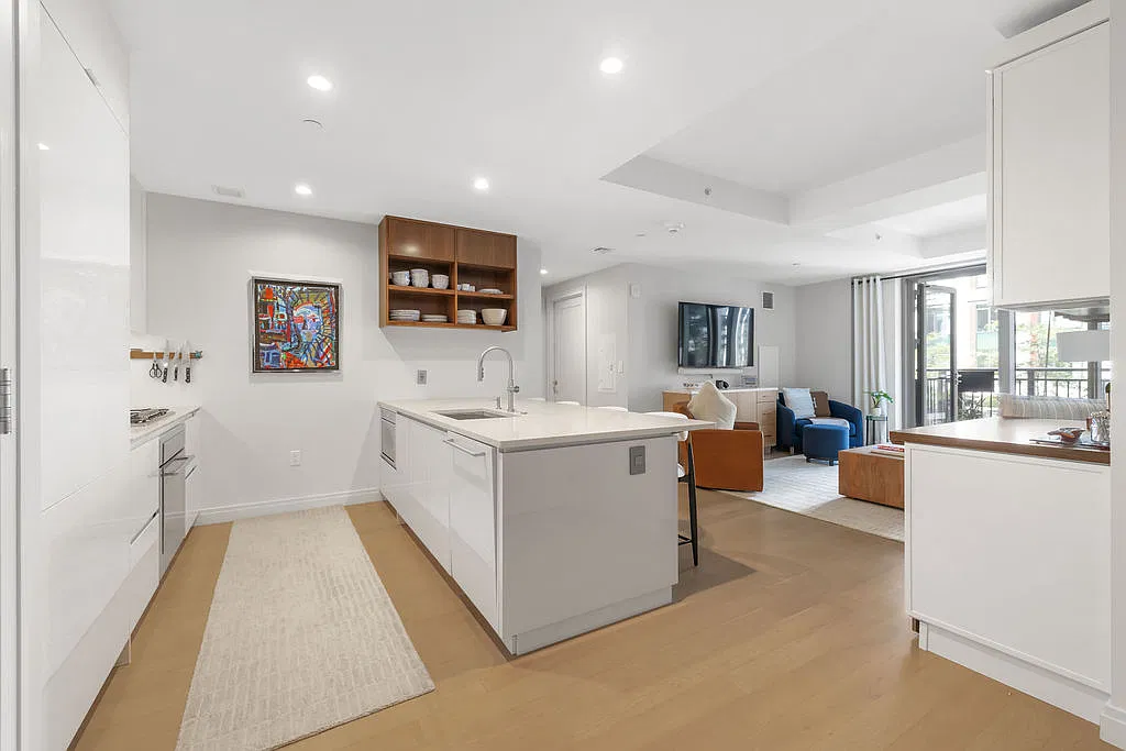 2 bed, 1152 sqft, $10,000 — Photo 3