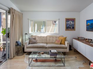 61 Paradise Cove Rd, Malibu, CA 90265