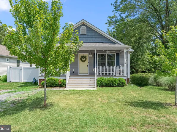 320 2nd St, Colonial Beach, VA 22443