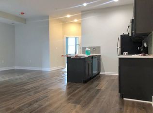 1229 N Franklin St #4, Philadelphia, PA 19122