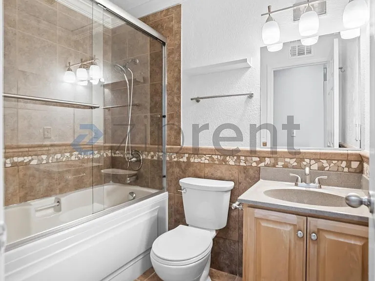 1427 Flickinger Ave — Photo 21
