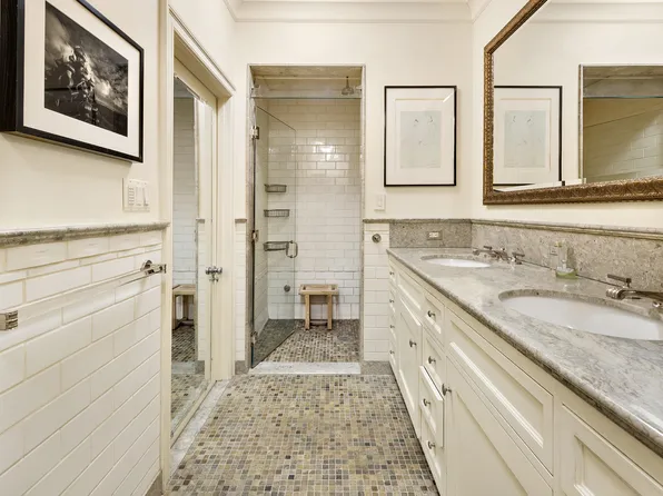 925 Park Avenue 2A image 17 of 17