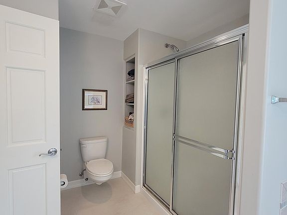 5th image of 756 High Country Dr