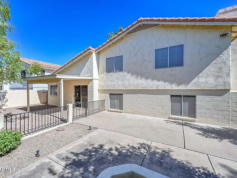 7629 W Kristal Way — Photo 23