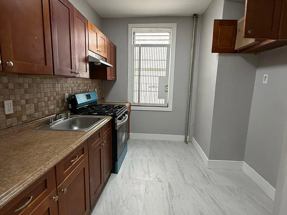 1151 Grant Ave #1