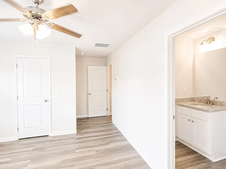 4209 Crosby Ln #15 — Photo 11