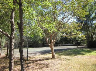 1105 Edgewood Dr, Greenville, TX 75402