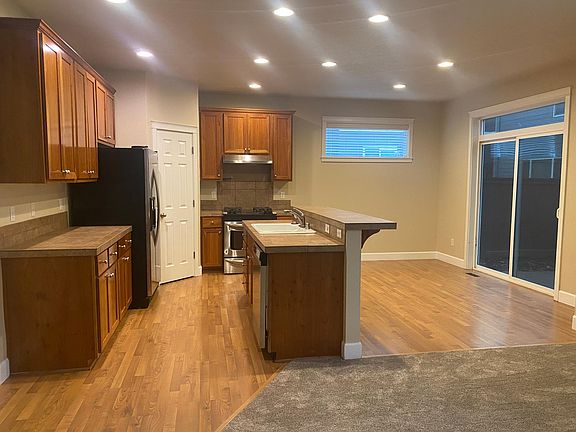 5th image of 11506 NW 29th Pl