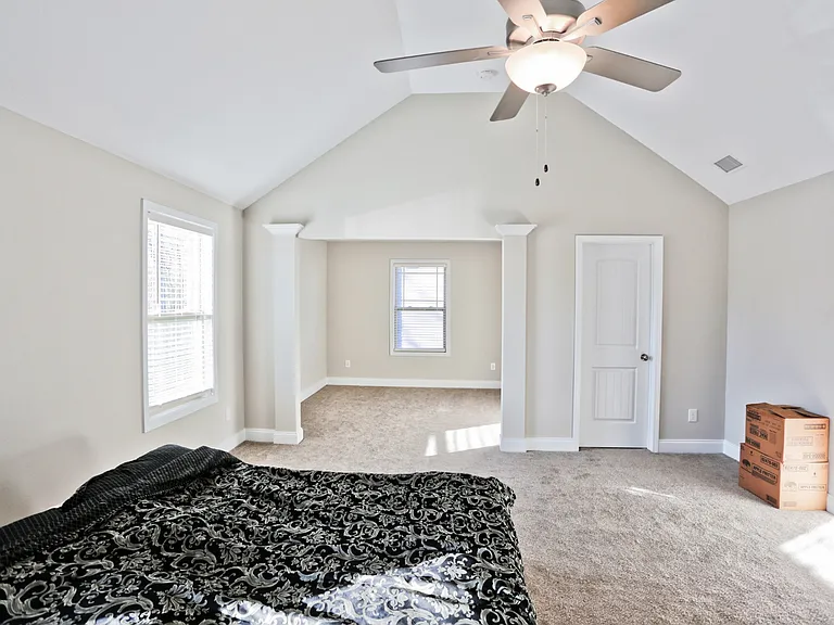 1076 Black Oak Cir — Photo 14