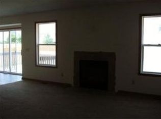 310 W Park St, Poplar Grove, IL 61065
