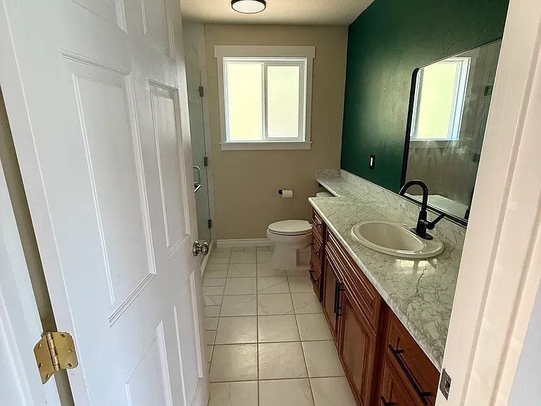 2524 W Lake Sammamish Pkwy NE — Photo 9