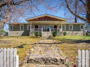 405 N Country Club Rd, Brevard, NC 28712