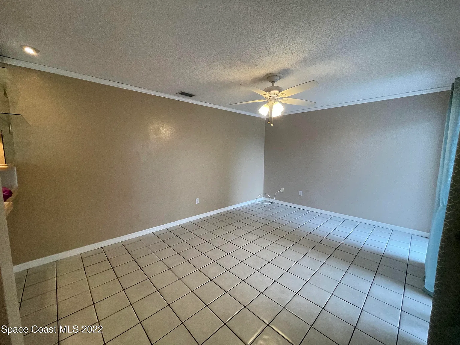3 bed, 2.0 bath, 1180 sqft, $1,650 — Photo 4