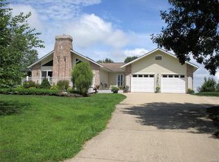 13855 Highline Rd, Carlyle, IL 62231